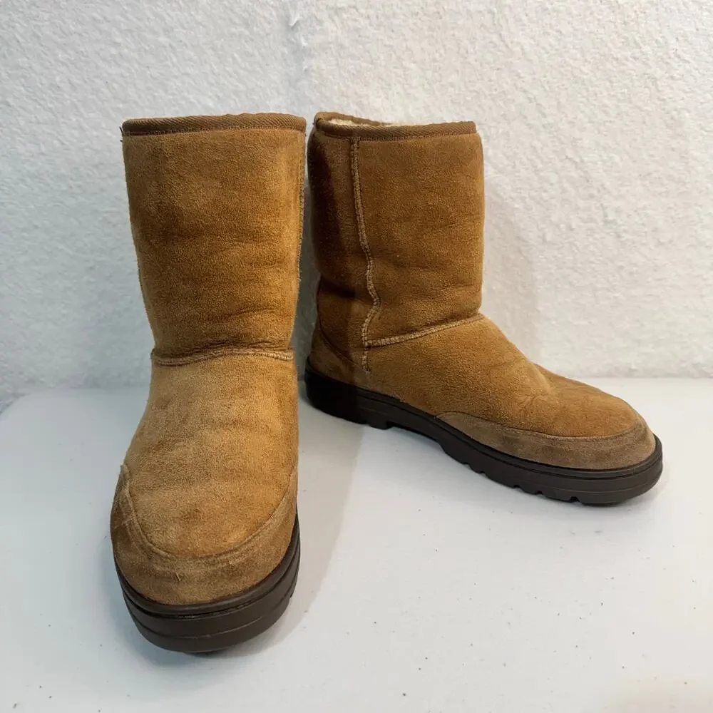 UGG Australia Classic Ultra Short Boots #5225 Chestnut Sheepskin Leather Size 9